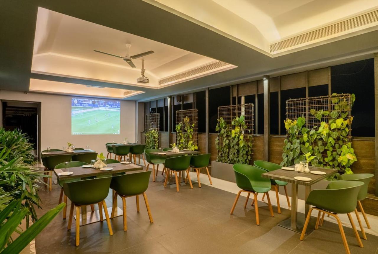 Sugar Business Hotel Kochi Екстер'єр фото