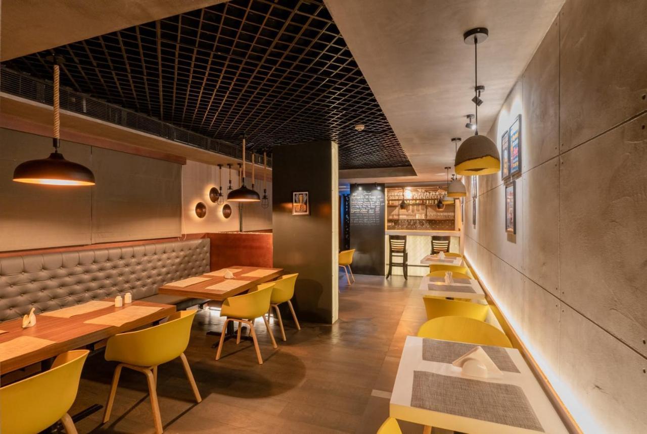 Sugar Business Hotel Kochi Екстер'єр фото