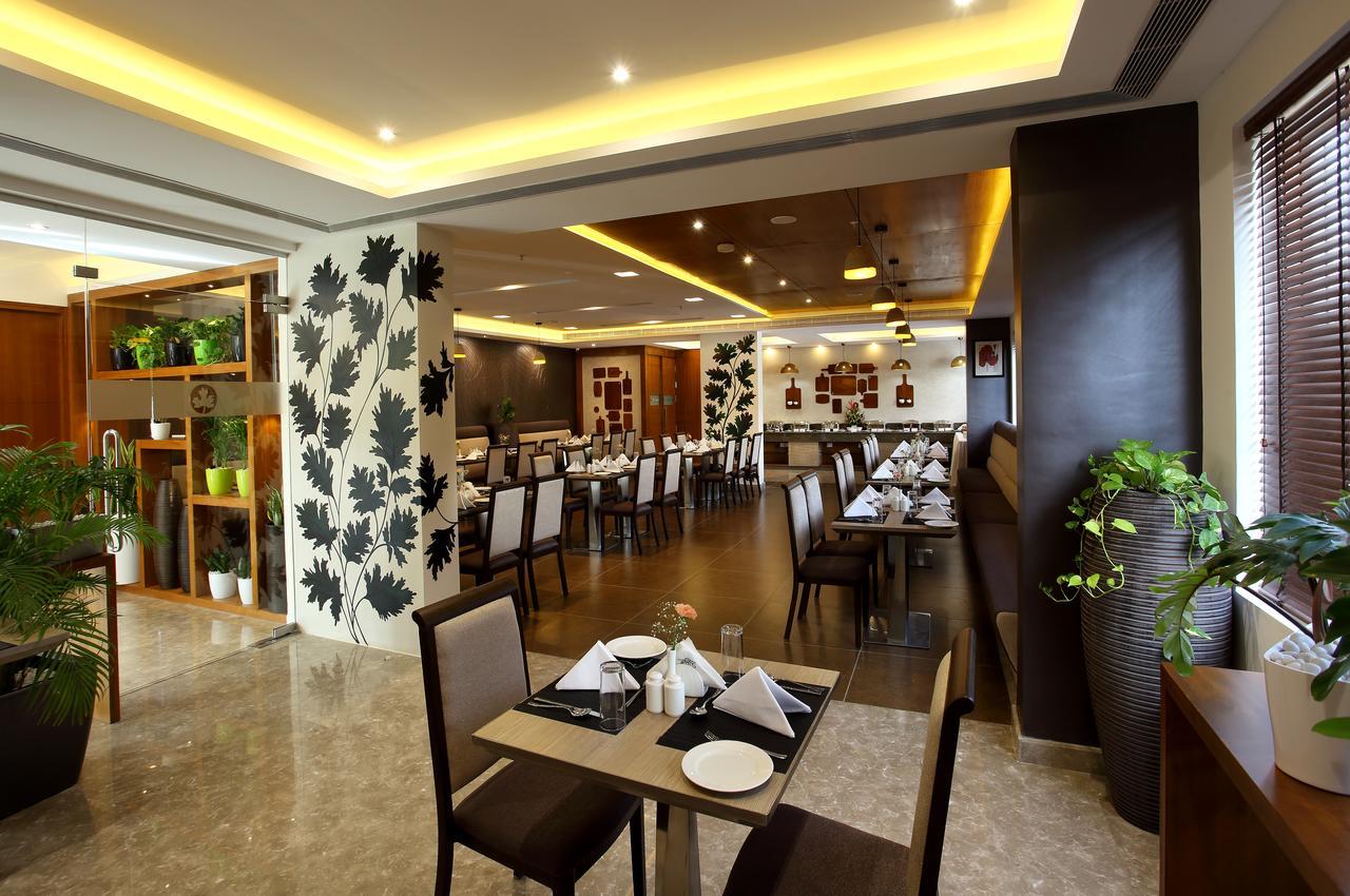 Sugar Business Hotel Kochi Екстер'єр фото