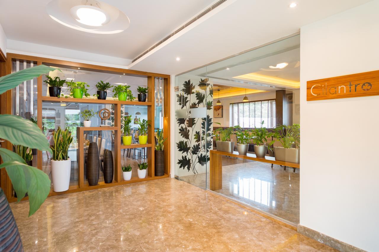 Sugar Business Hotel Kochi Екстер'єр фото