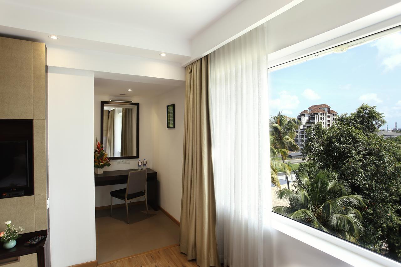 Sugar Business Hotel Kochi Екстер'єр фото